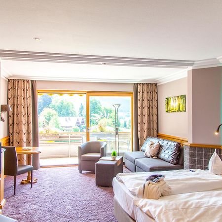 Hotel Heselbacher Hof ไบเออร์สบรอนน์ ภายนอก รูปภาพ