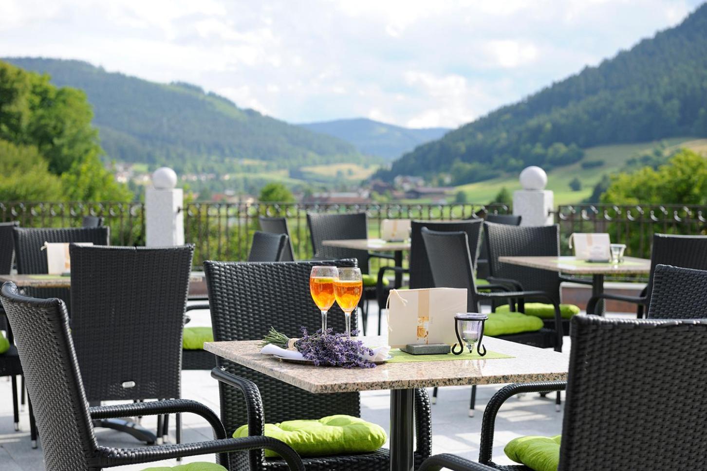 Hotel Heselbacher Hof ไบเออร์สบรอนน์ ภายนอก รูปภาพ