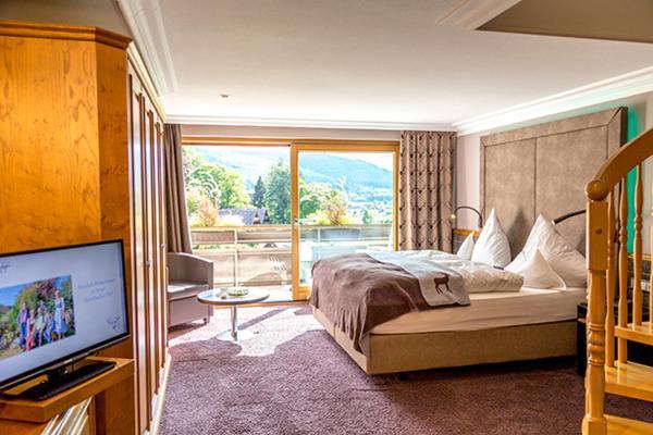 Hotel Heselbacher Hof ไบเออร์สบรอนน์ ภายนอก รูปภาพ