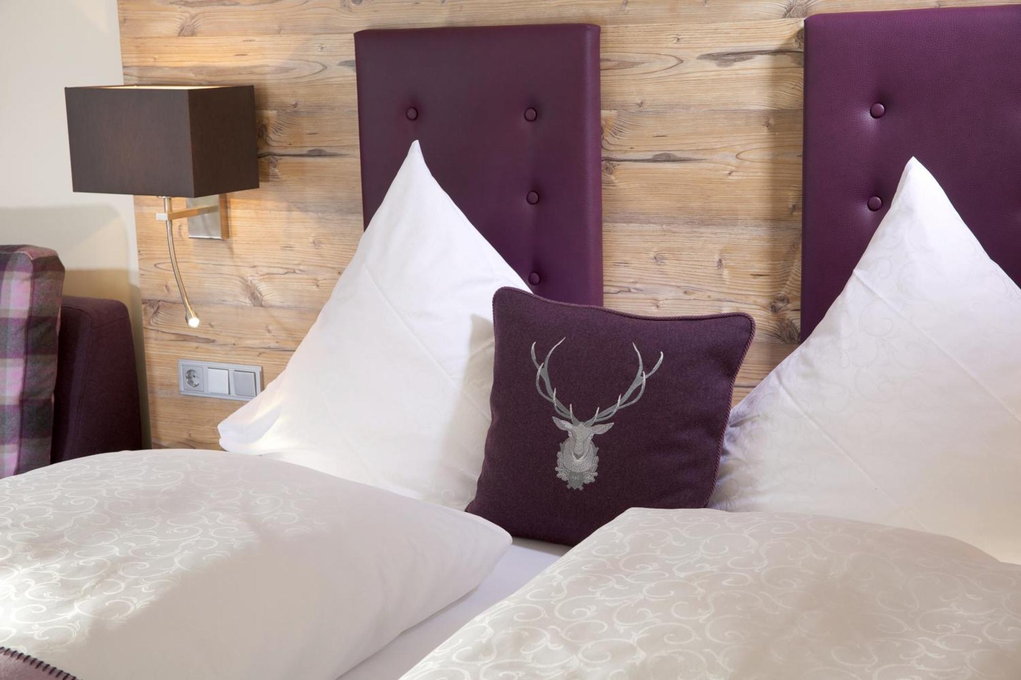 Hotel Heselbacher Hof ไบเออร์สบรอนน์ ภายนอก รูปภาพ