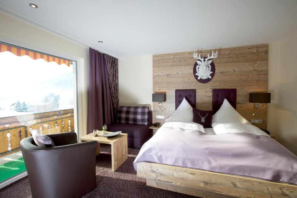 Hotel Heselbacher Hof ไบเออร์สบรอนน์ ภายนอก รูปภาพ